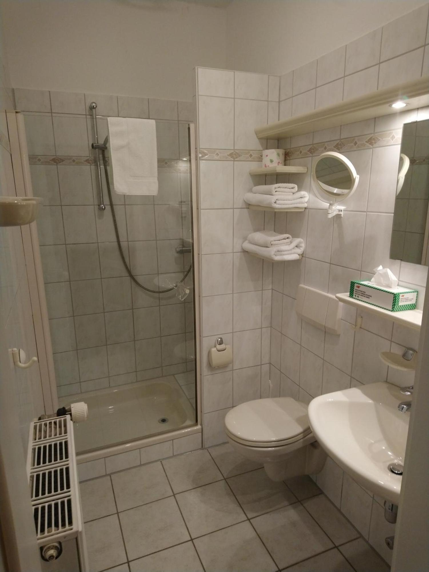 Hotel Weinhof Gross Mackenstedt Stuhr Rom bilde